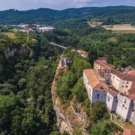 Stunning In With Sauna Brajkovici (Pazin)