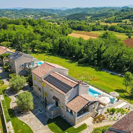 Stunning In With Sauna Brajkovici (Pazin)